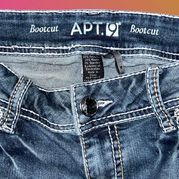 Bedazzled & Embroidered Apt 9 Bootcut Jeans Size 10 30x30 - Picture 5 of 6